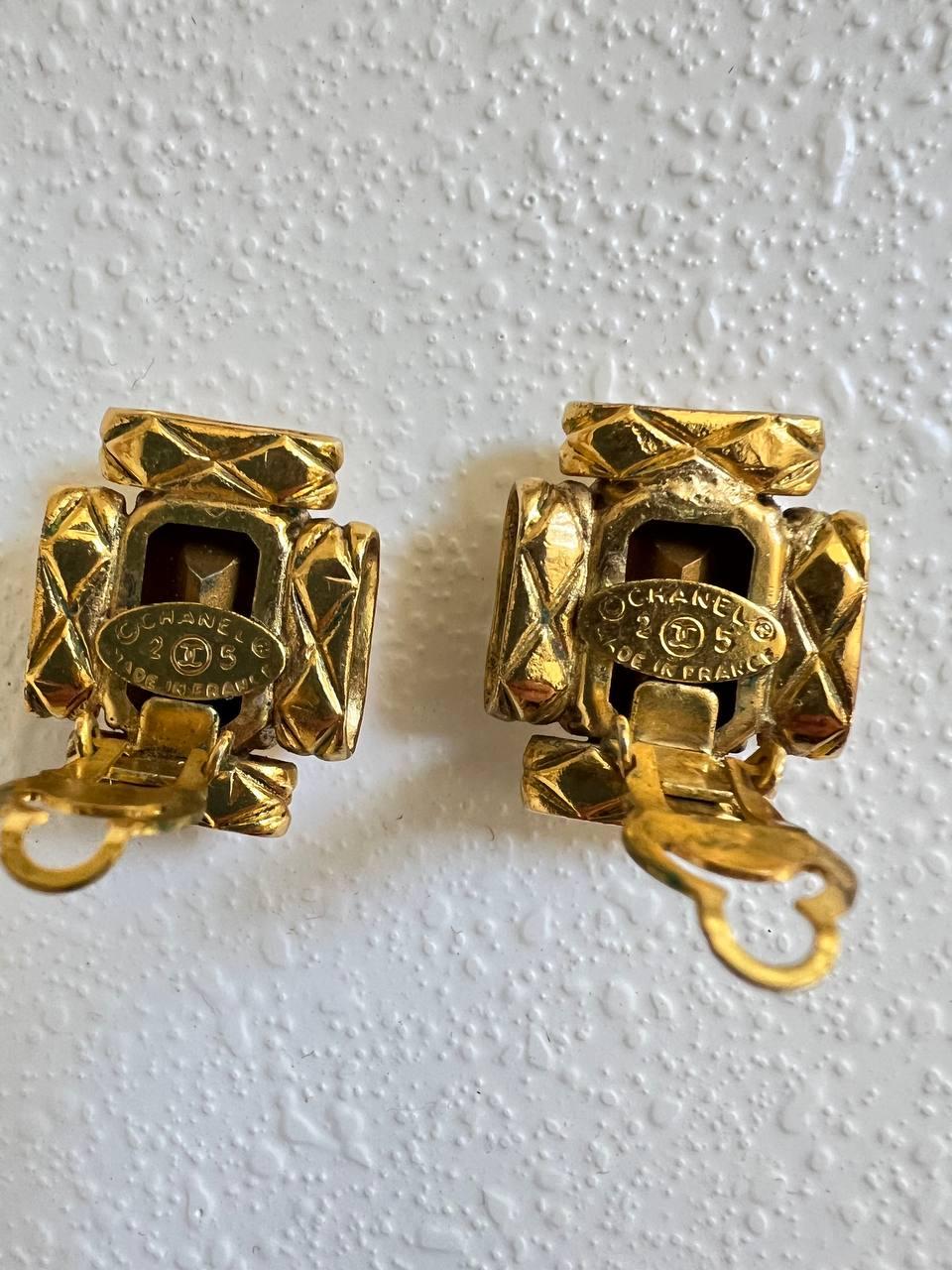 Chanel Vintage Strass Clip-On Earrings, 1988 In Good Condition In New York, NY