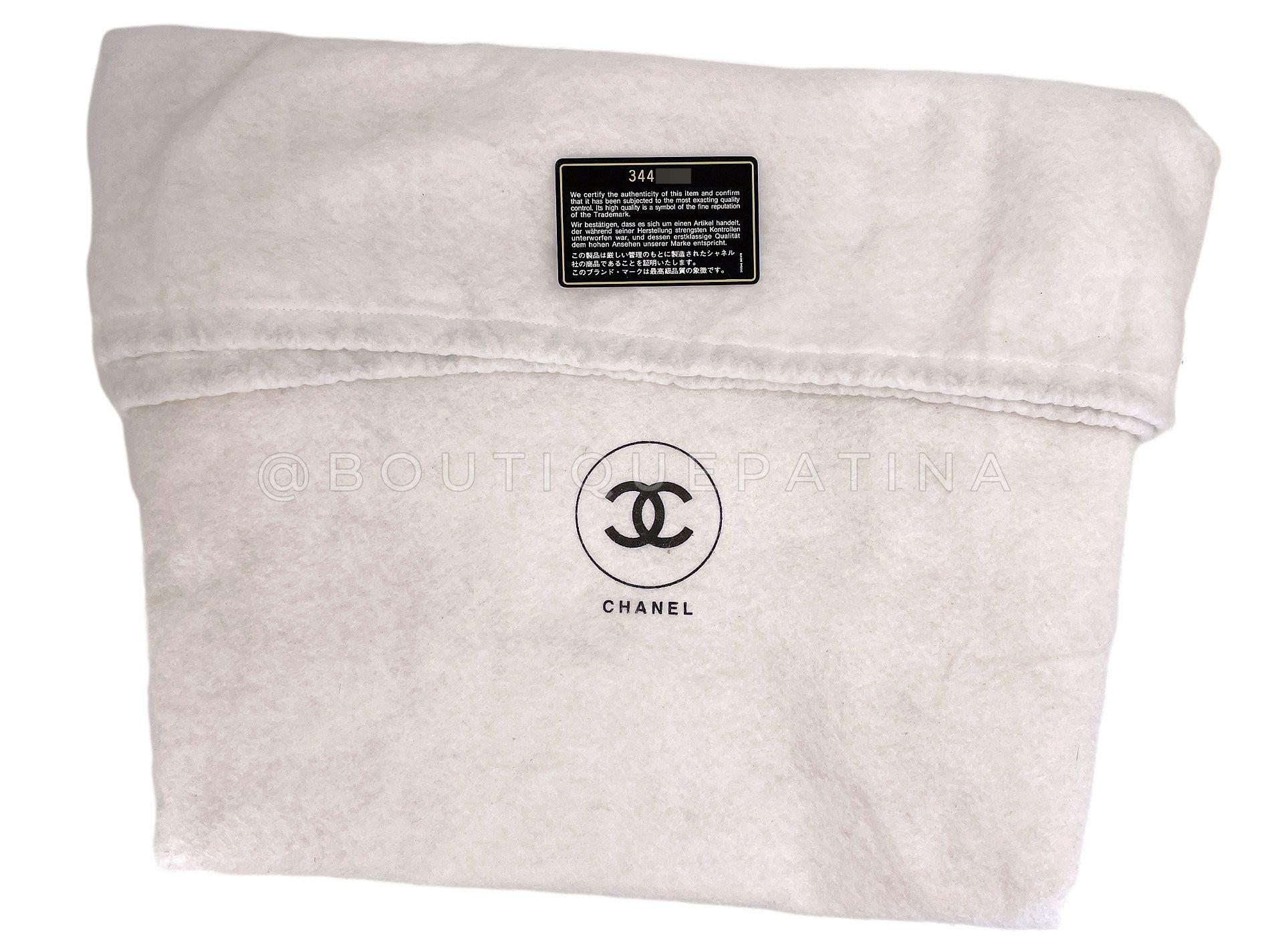 Chanel Vintage Supermodel Taupe Beige Linen XL Weekender Tote Bag 24k GHW 68015 For Sale 8