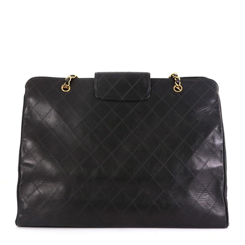 Chanel Vintage Supermodel Weekender Bag Quilted Leather Large In Good Condition In NY, NY