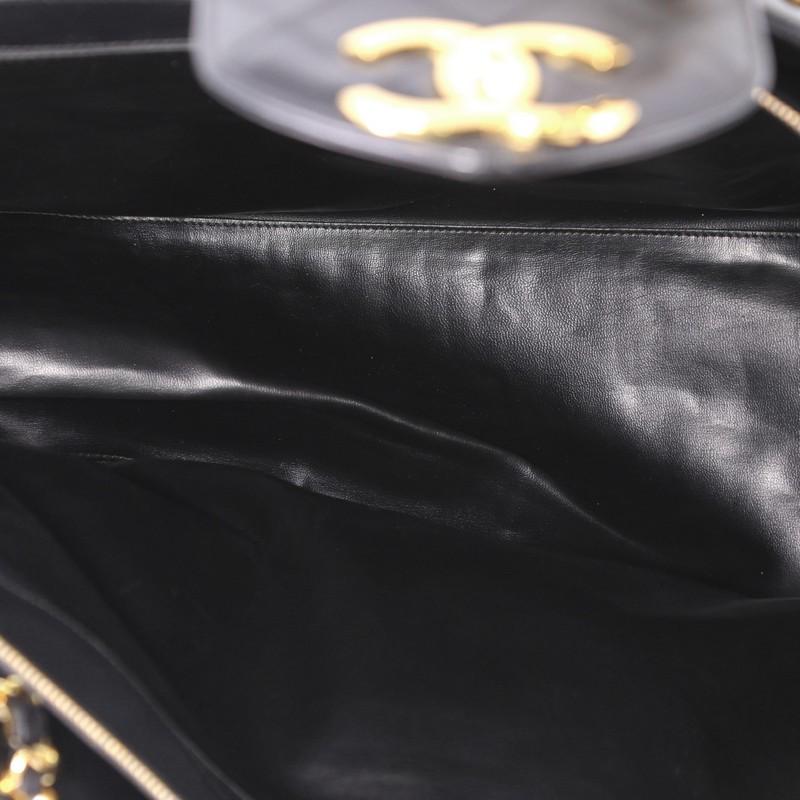 Chanel Vintage Supermodel Weekender Tasche aus gestepptem Leder Groß 2