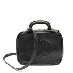 Chanel Vintage Timeless CC Vanity Bag in pelle di caviale nera con finiture dorate