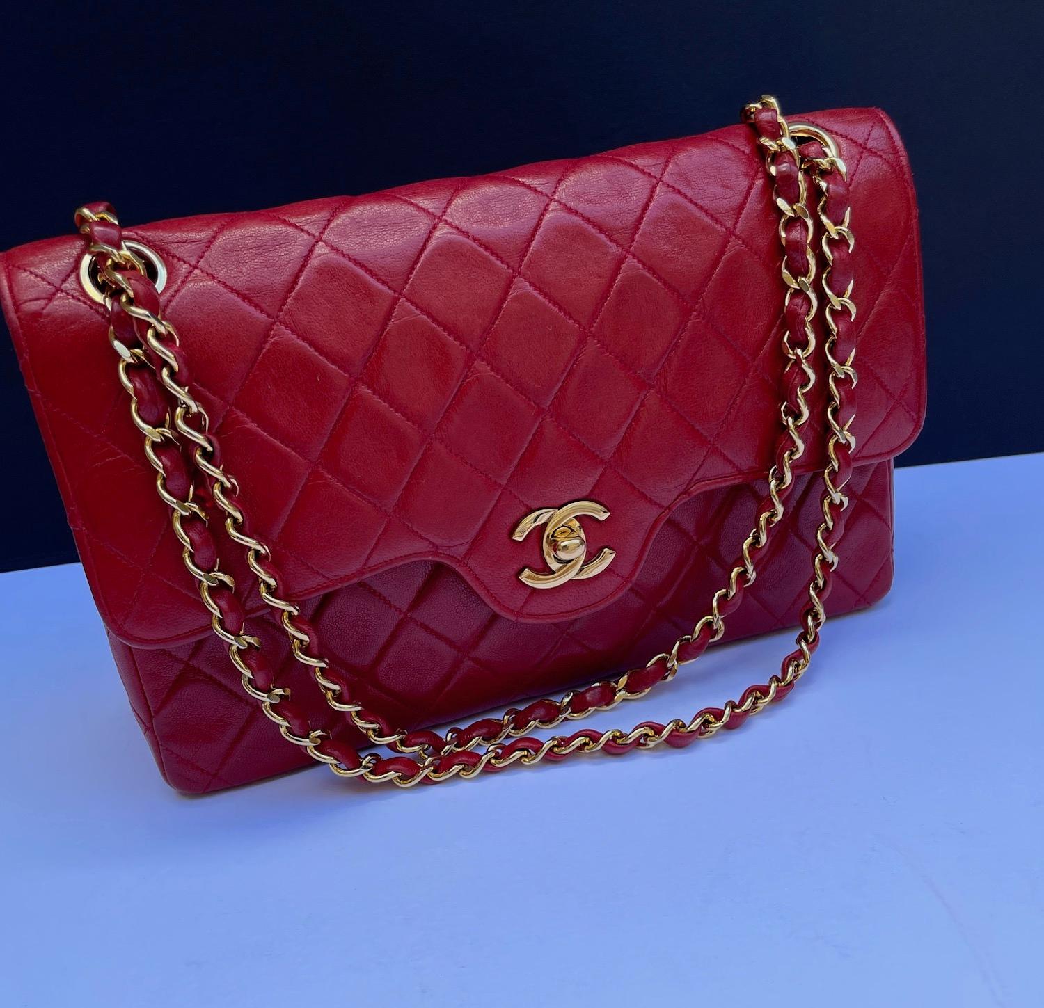 CHANEL Vintage Timeless Classic Red Quilted Double Flap Leather Bag 1985 In Good Condition In London, GB