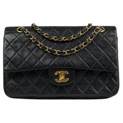 CHANEL, Retro Timeless in black leather