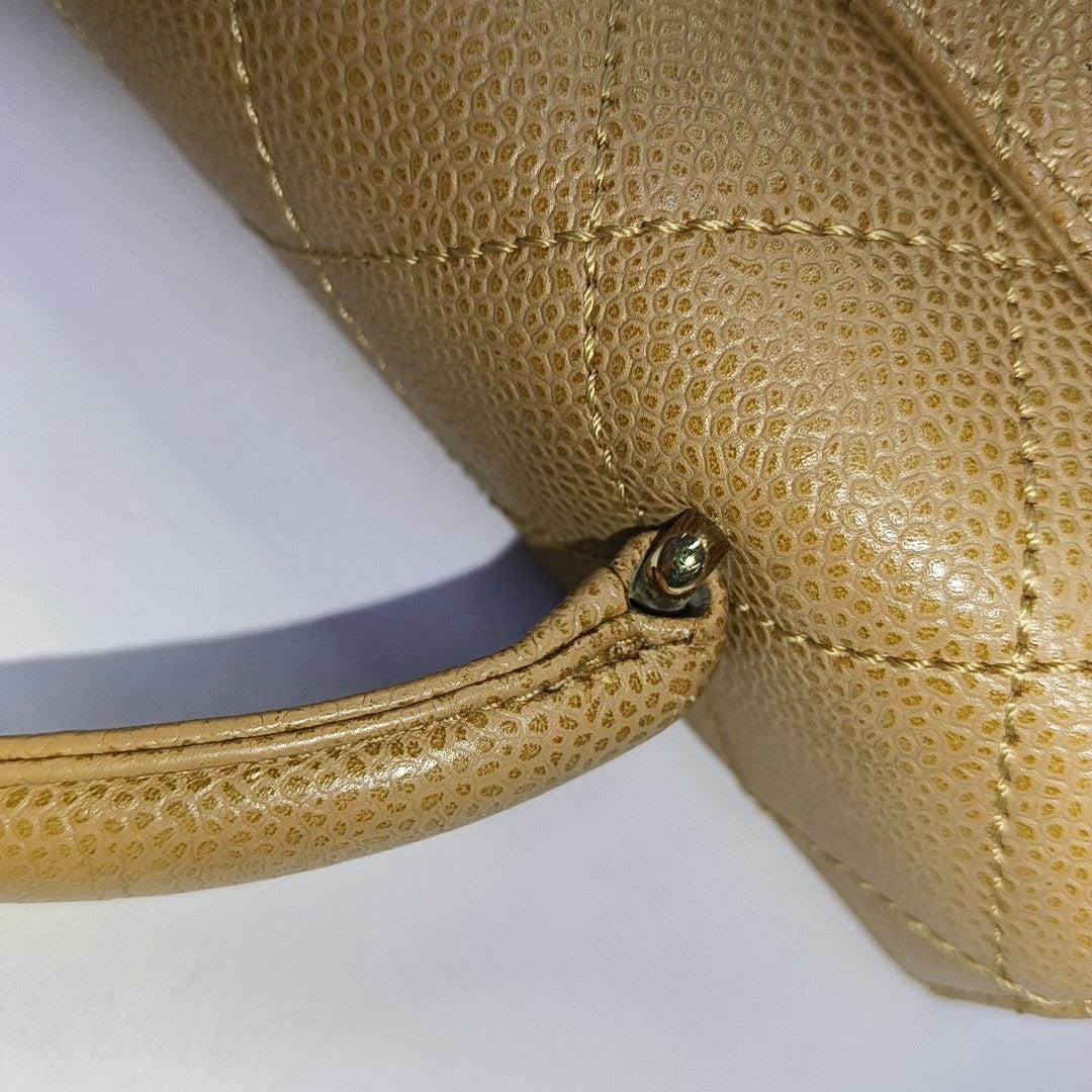 Chanel Vintage Top Handle Kelly Beige Flap Bag Caviar Leather 24k Gold Plated HW For Sale 6