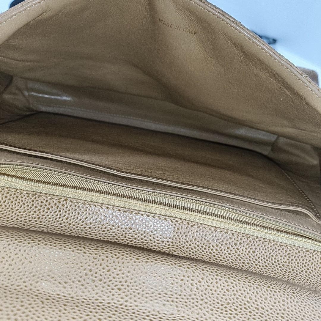 Chanel Vintage Top Handle Kelly Beige Flap Bag Caviar Leather 24k Gold Plated HW For Sale 3