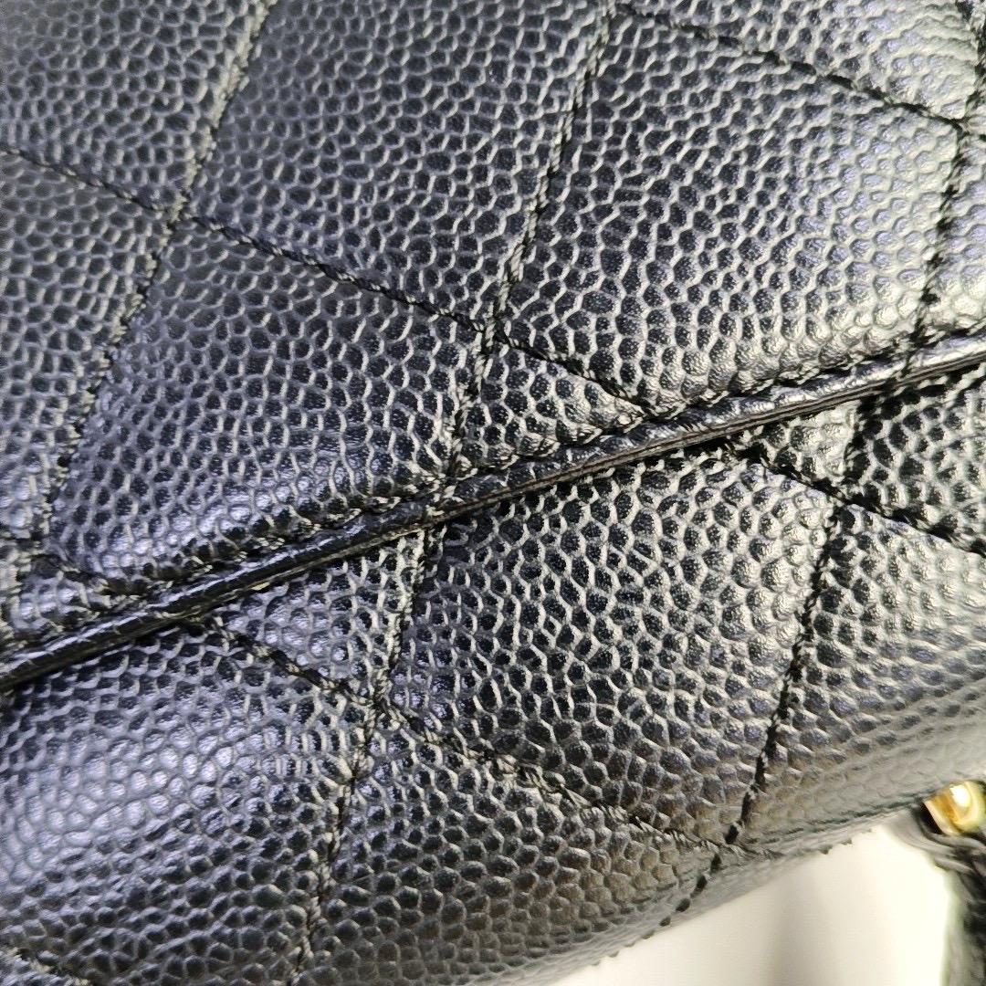 Chanel Vintage Top Handle Kelly Black Caviar Leather 24k Gold Plated Hardware For Sale 9