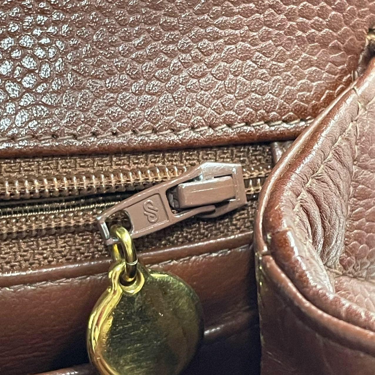 Chanel Vintage Top Handle Kelly Caramel Flap Bag Caviar Leather 24k Gold Plated For Sale 12