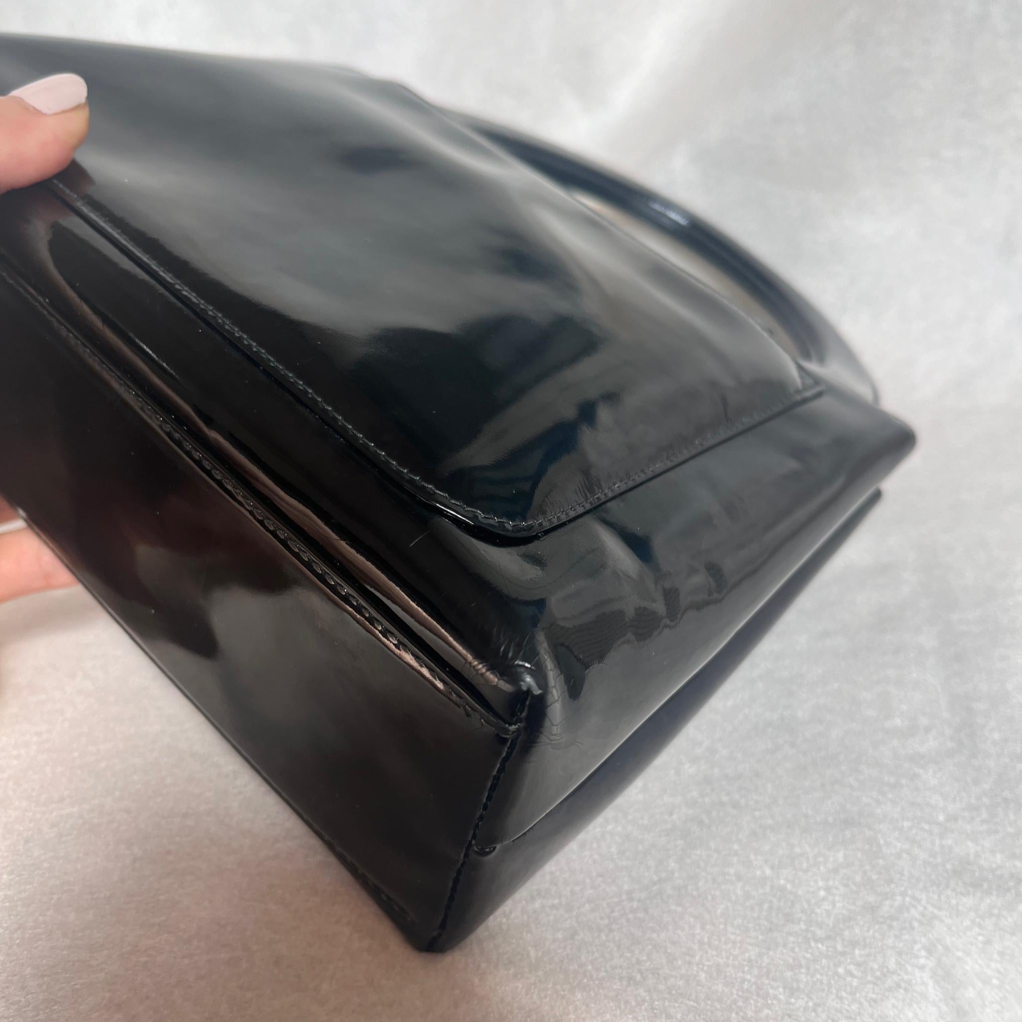 Chanel Vintage Top Handle Kelly Flap Bag Black Patent Leather 24k Gold HW For Sale 15