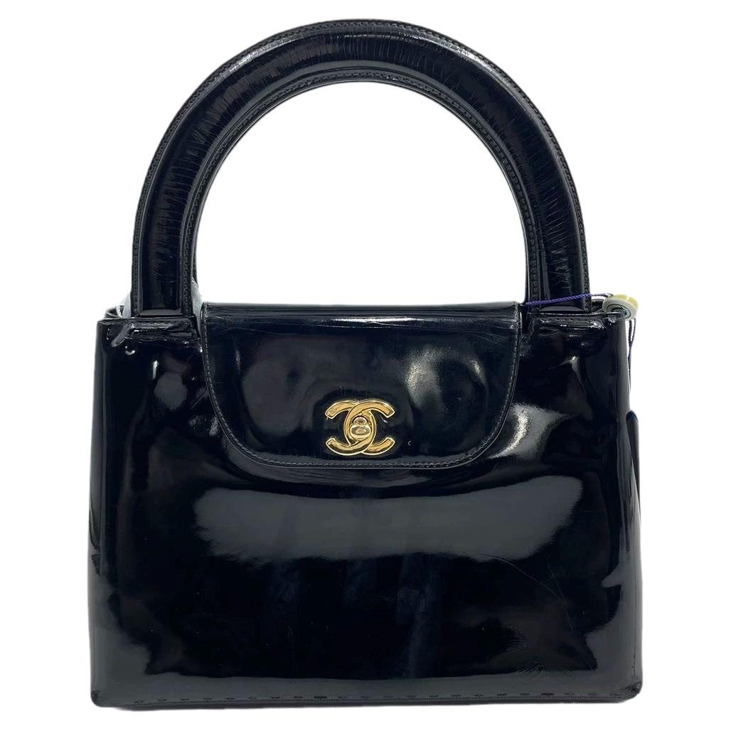 Chanel Vintage Top Handle Kelly Flap Bag Black Patent Leather 24k Gold HW en vente