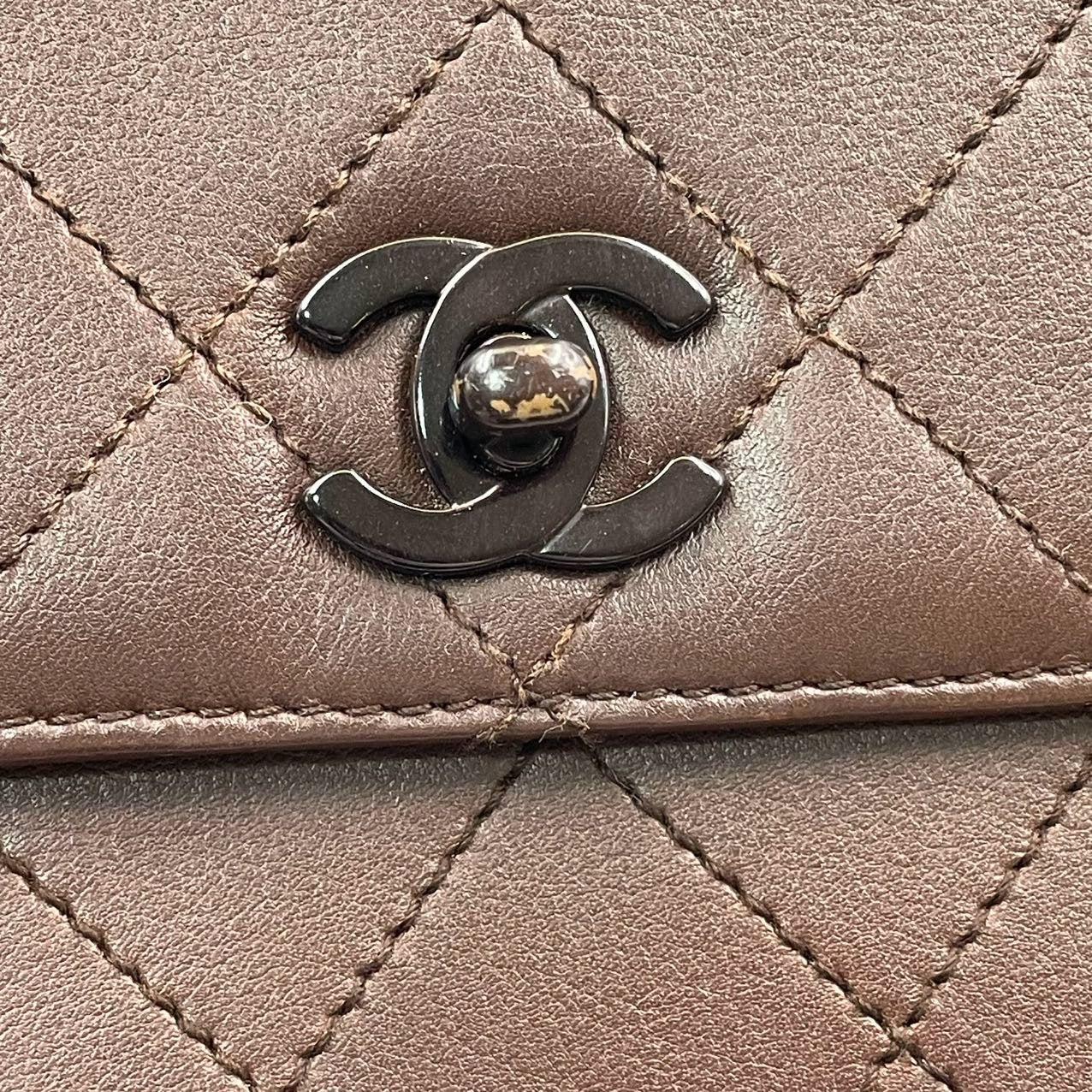 Chanel Vintage Top Handle Kelly Flap Bag Brown Cannage Lambskin Leather, 1997-99 For Sale 13