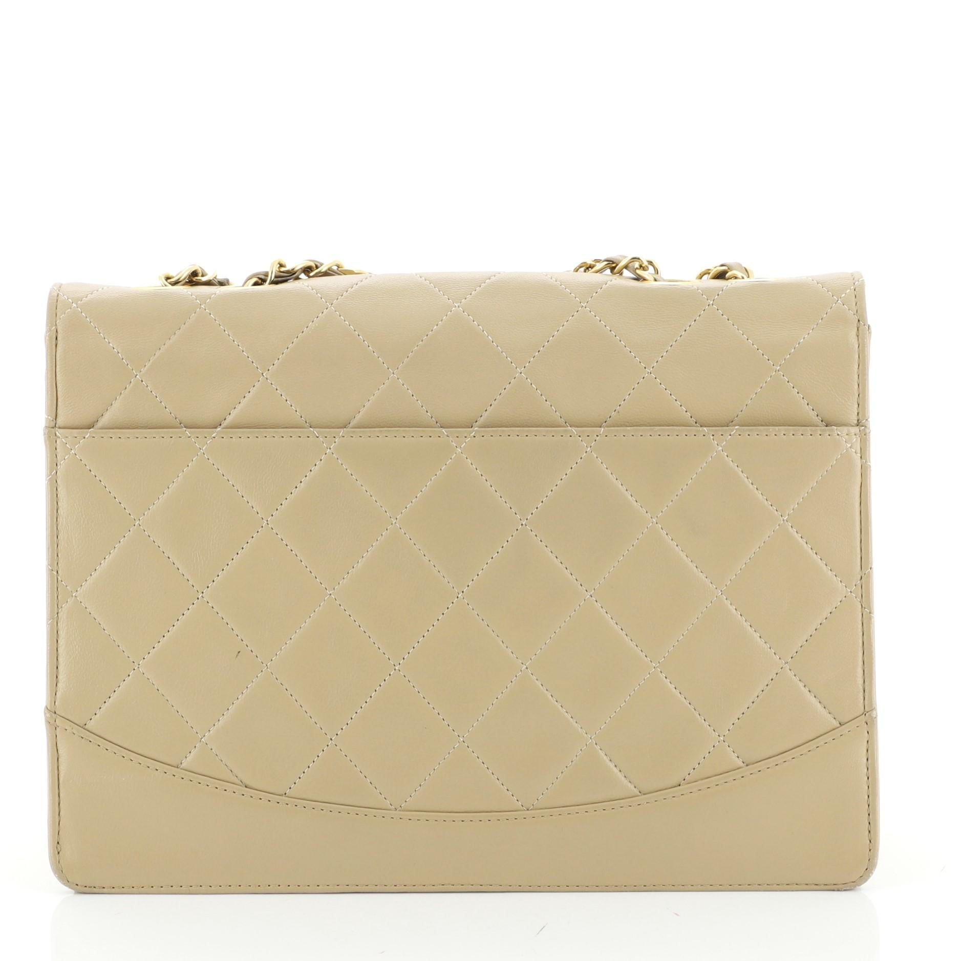 Beige Chanel Vintage Trapezoid Flap Lock Bag Leather Medium
