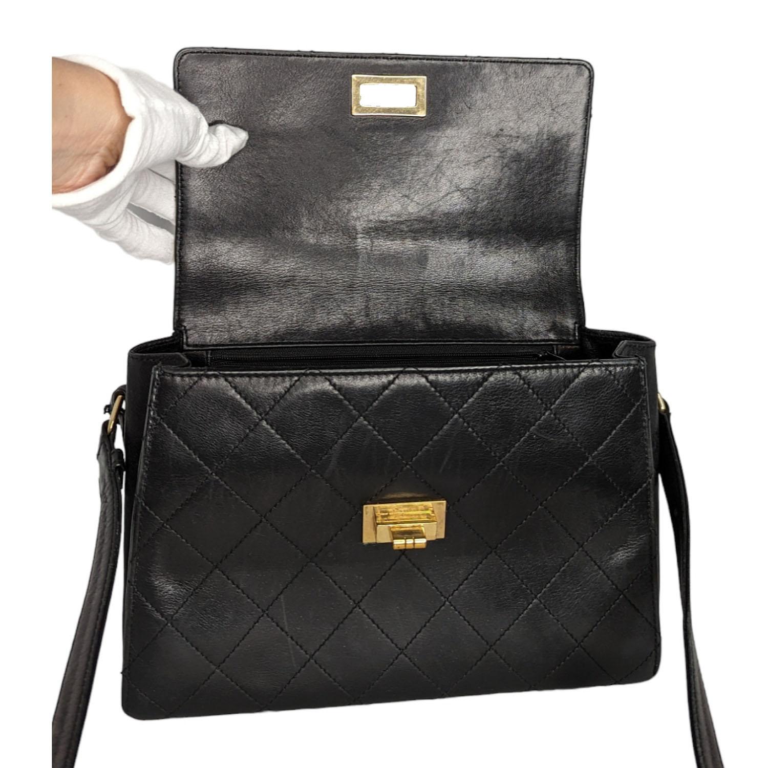 Chanel Vintage Trapezoid Reissue Flap Shoulder Bag For Sale 3