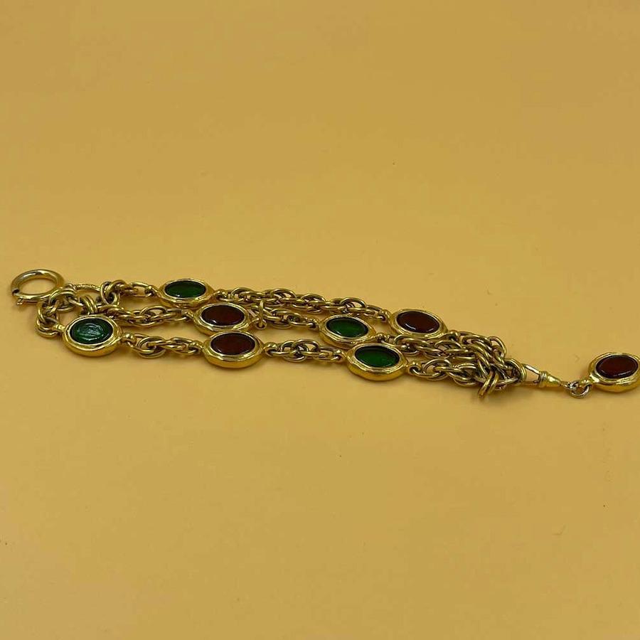 CHANEL Vintage Triple Row Bracelet in Gilt Metal and Colored Molten Glass In Good Condition In Paris, FR