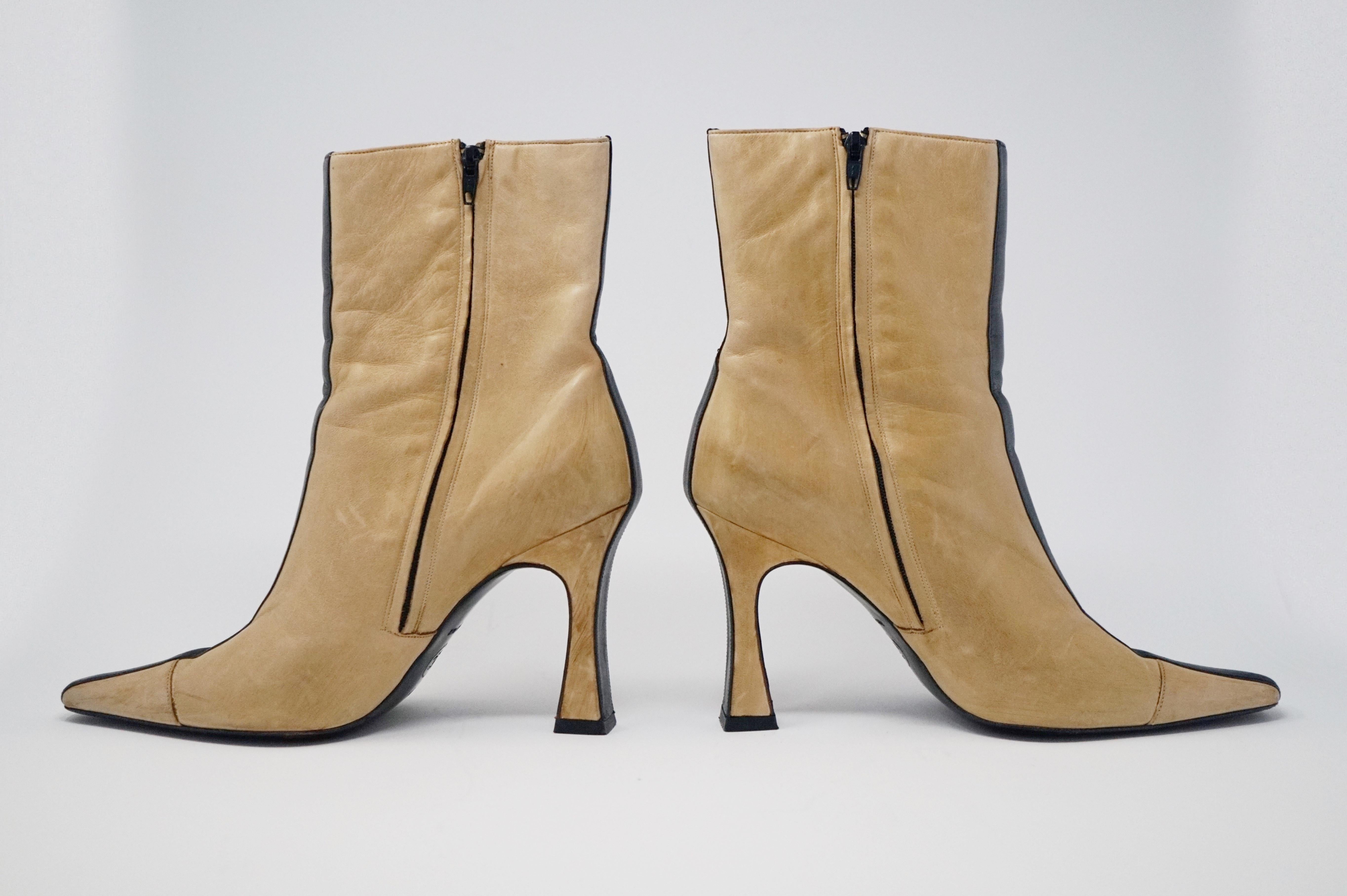 Chanel Vintage Two-Tone Lambskin Heeled Boots, circa 1960, Handmade in France 3
