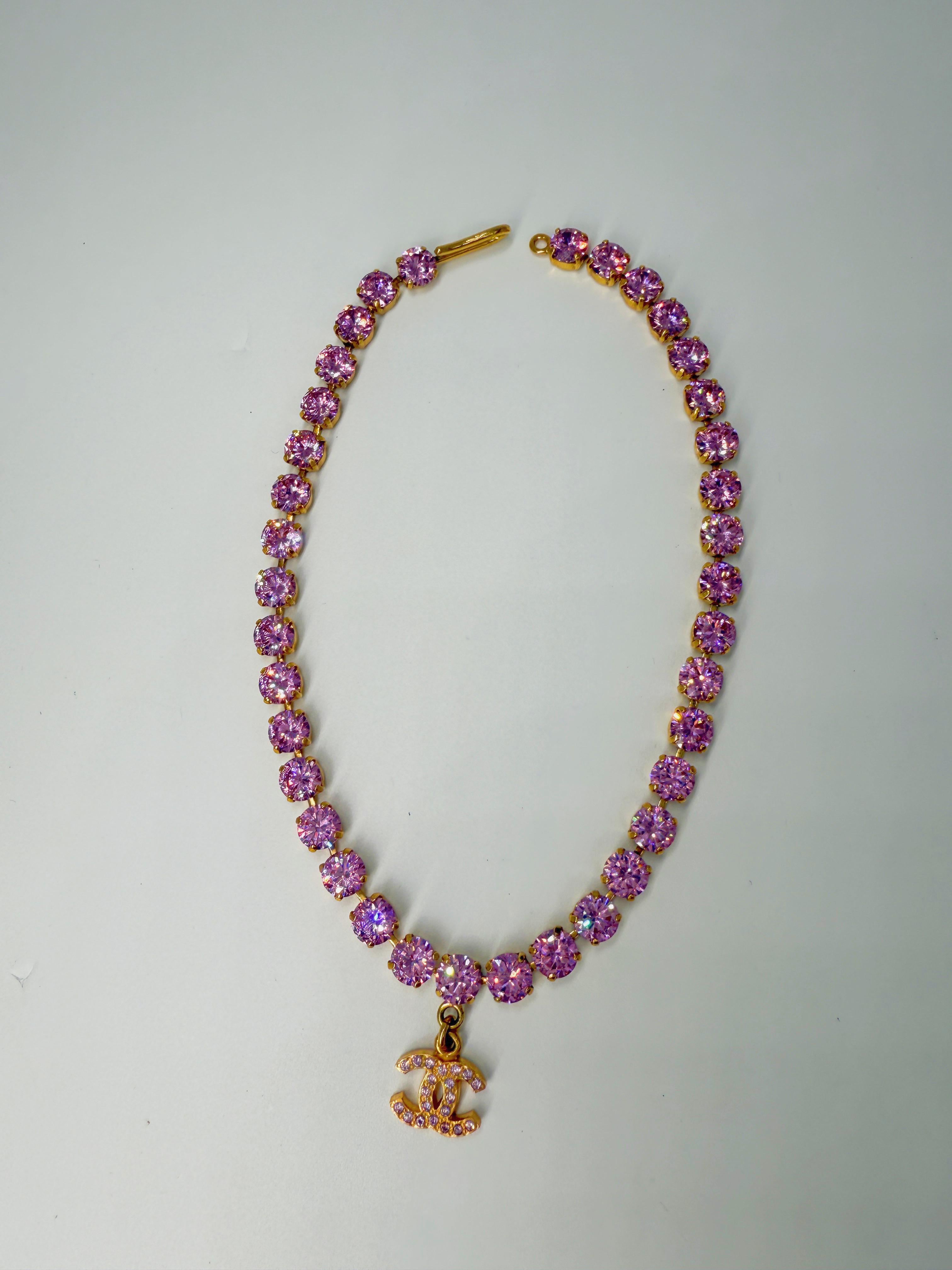 Chanel Vintage Ultra Rare 95P Rose Barbie Choker en vente 4