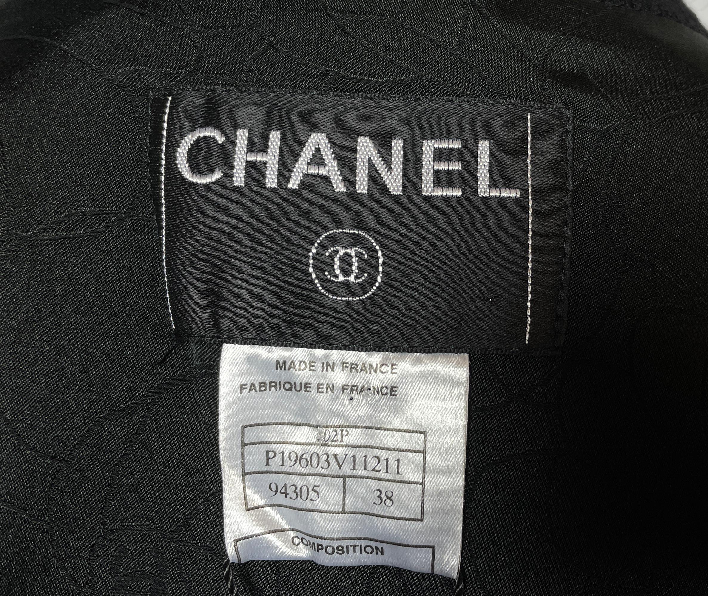 Chanel Vintage V-neck Blazer, Spring 2002 Collection 2