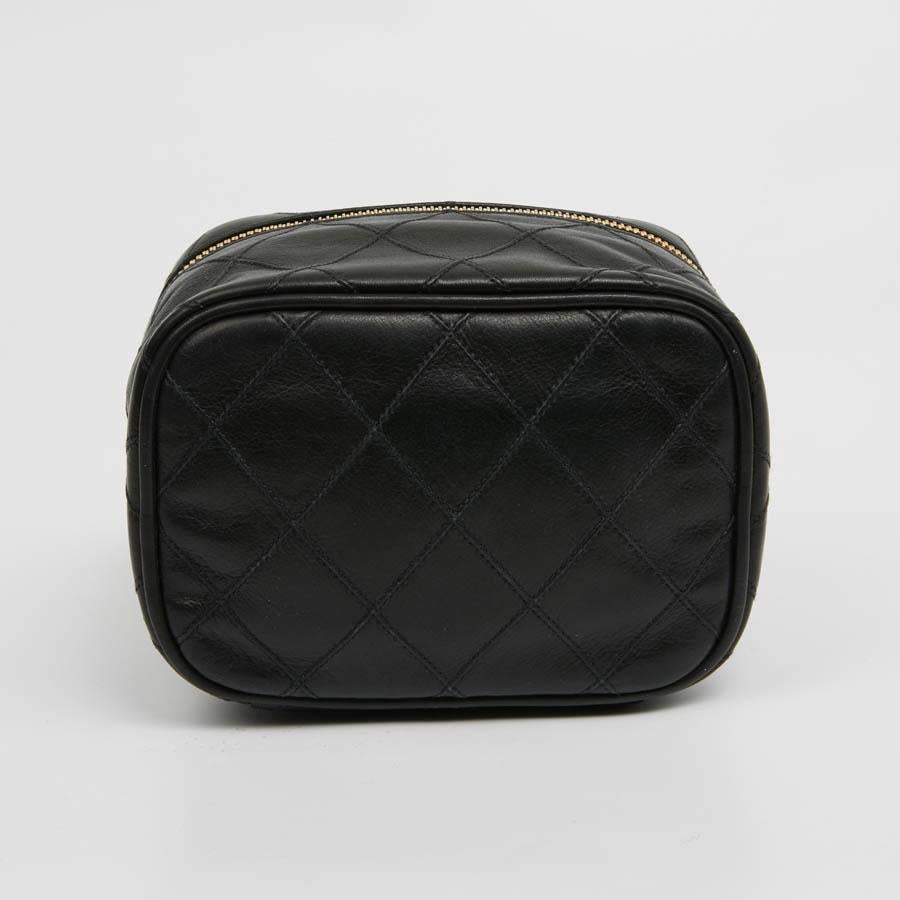 vintage chanel vanity bag