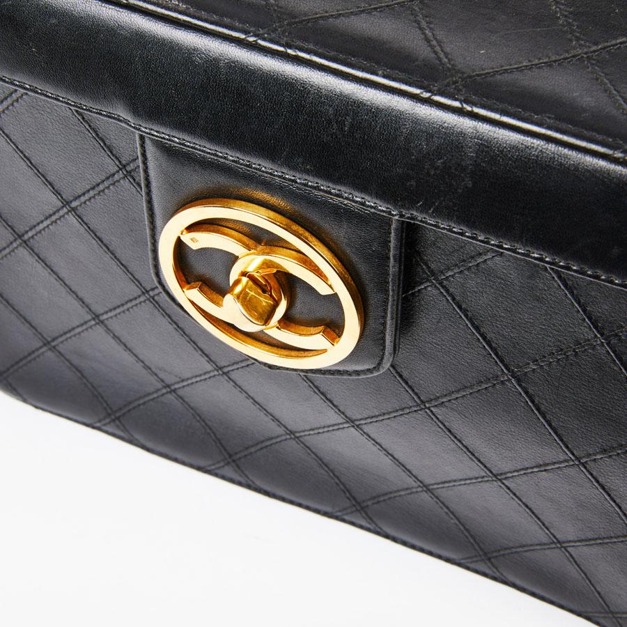 CHANEL Vintage Vanity Case in Black Smooth Quilted Lambskin Leather 10