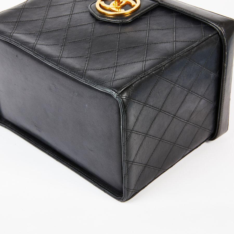 CHANEL Vintage Vanity Case in Black Smooth Quilted Lambskin Leather 3