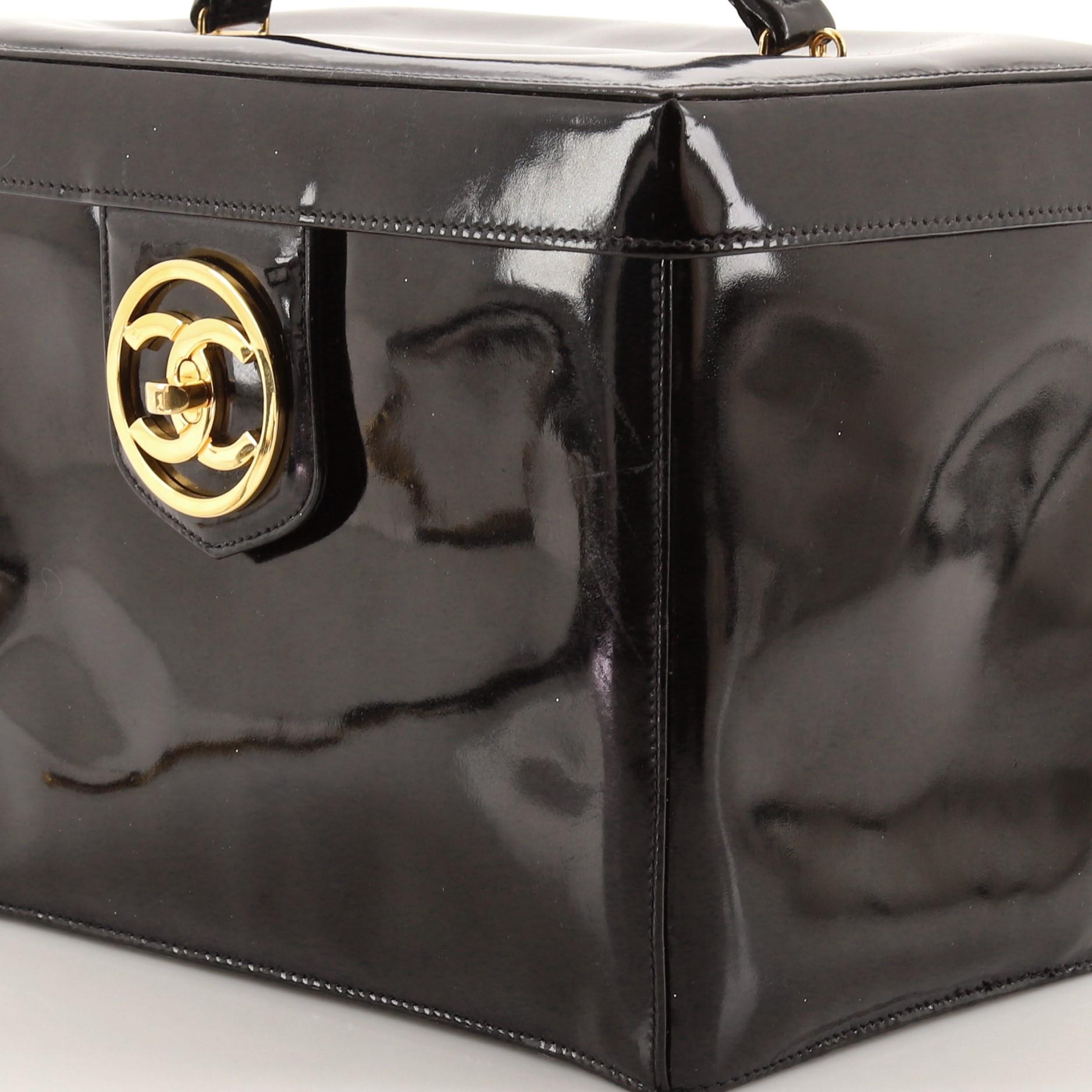 Chanel Vintage Vanity Case Patent Small 2