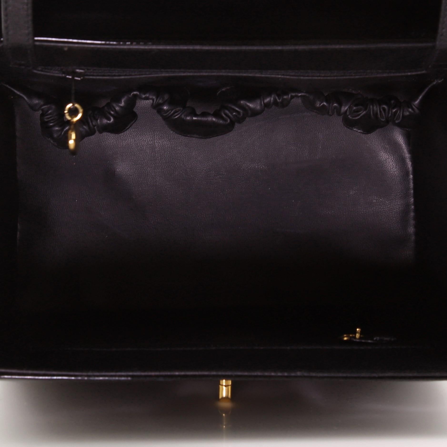 Chanel Vintage Vanity Case Patent Small 4