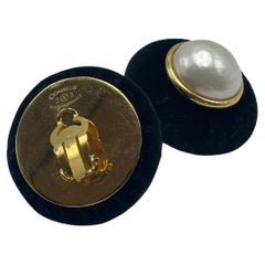 Chanel Vintage Velvet Clip-On Earrings