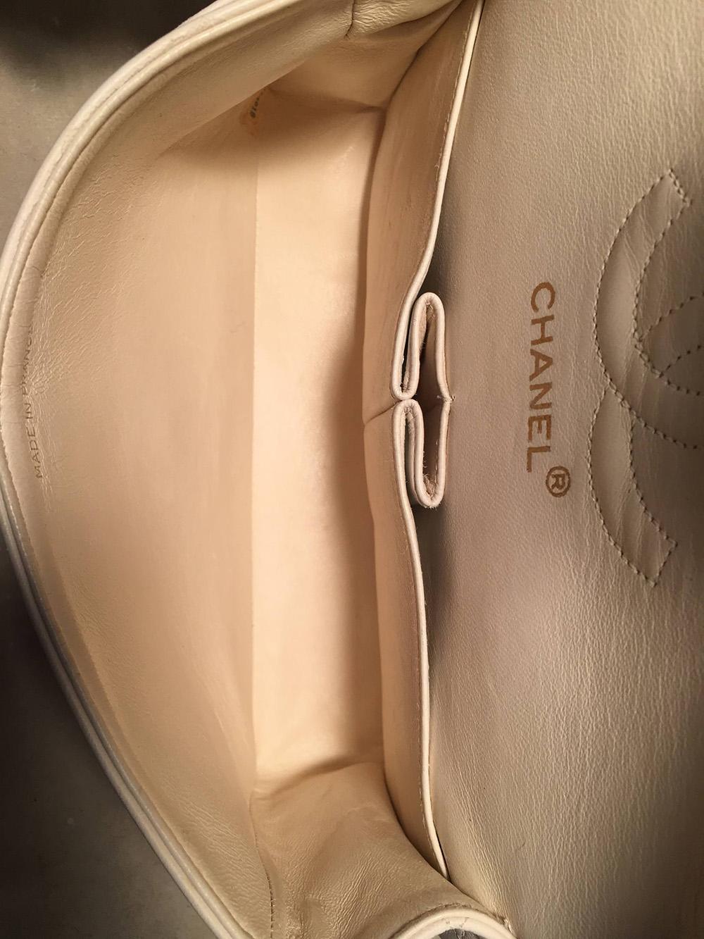 Chanel Vintage White 9 inch 2.55 Double Flap Classic Shoulder Bag 5