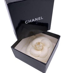 Chanel Vintage White Canvas Flower Camelia Camellia Brooch Pin