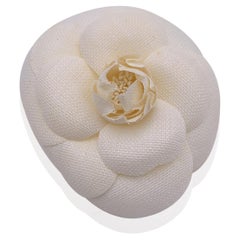 Chanel Vintage White Canvas Flower Camelia Camellia Brooch Pin
