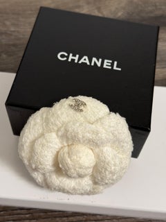 CHANEL Vintage White Fabric Crystal CC Camellia Brooch