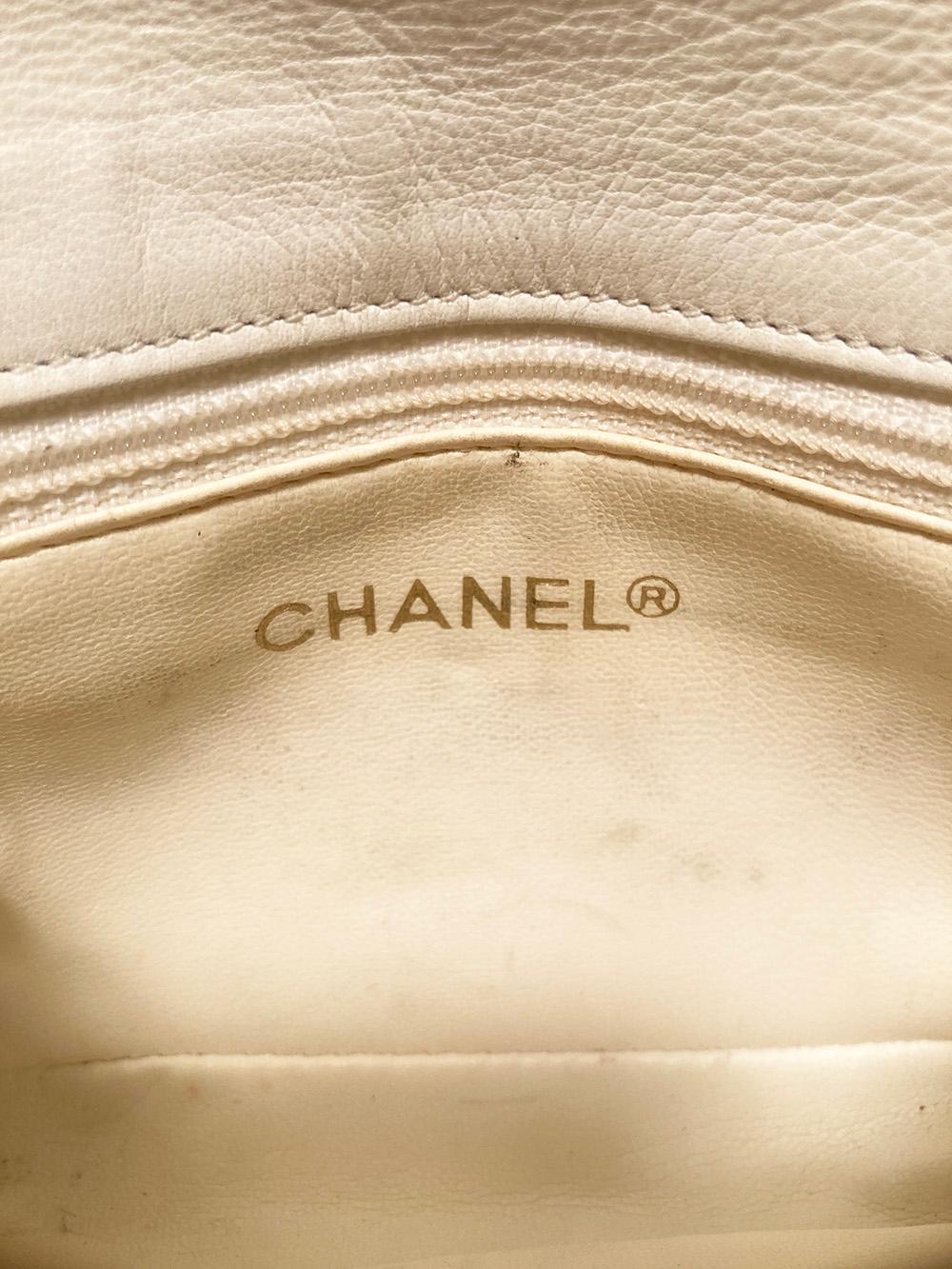 Chanel Vintage White Leather Belt Bag 2