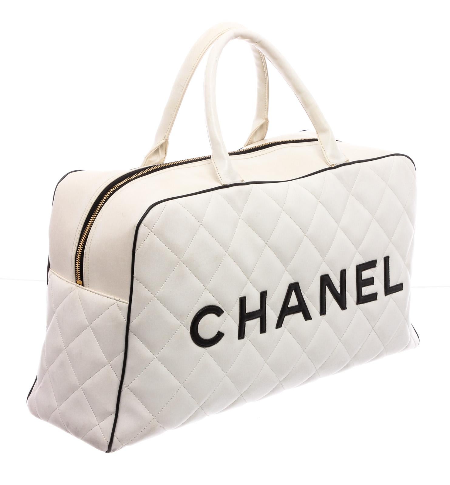 chanel duffle bag white