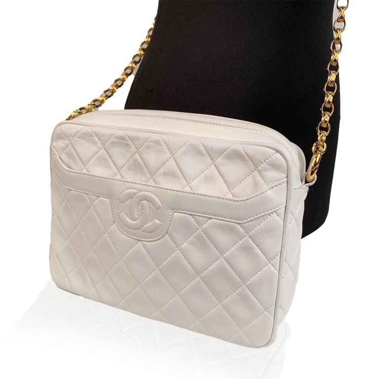Chanel Vintage White Quilted Leather CC Stitch Camera Bag For Sale at  1stDibs | chanel white camera bag