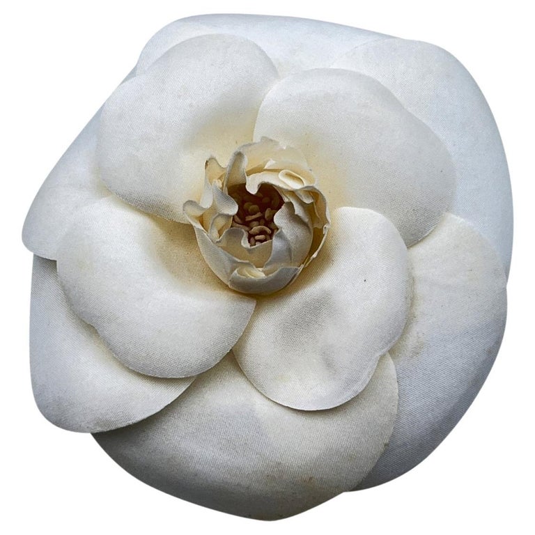 Chanel Vintage White and Black Silk Camelia Camellia Flower Pin Brooch