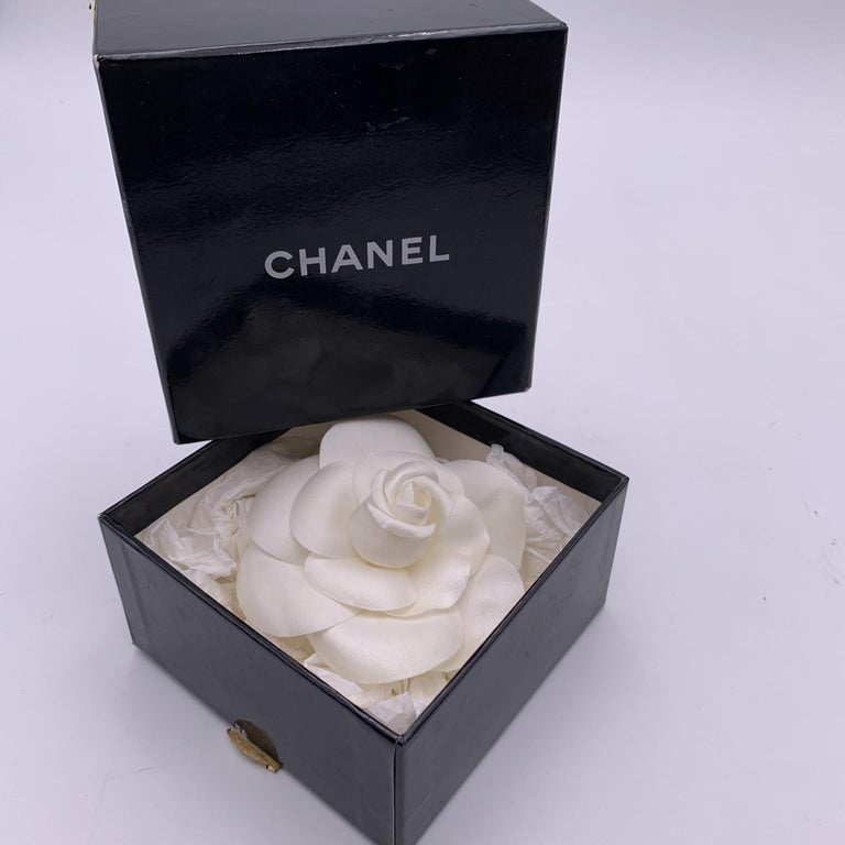 Chanel Vintage White Silk Flower Pin Brooch Camelia Camellia at