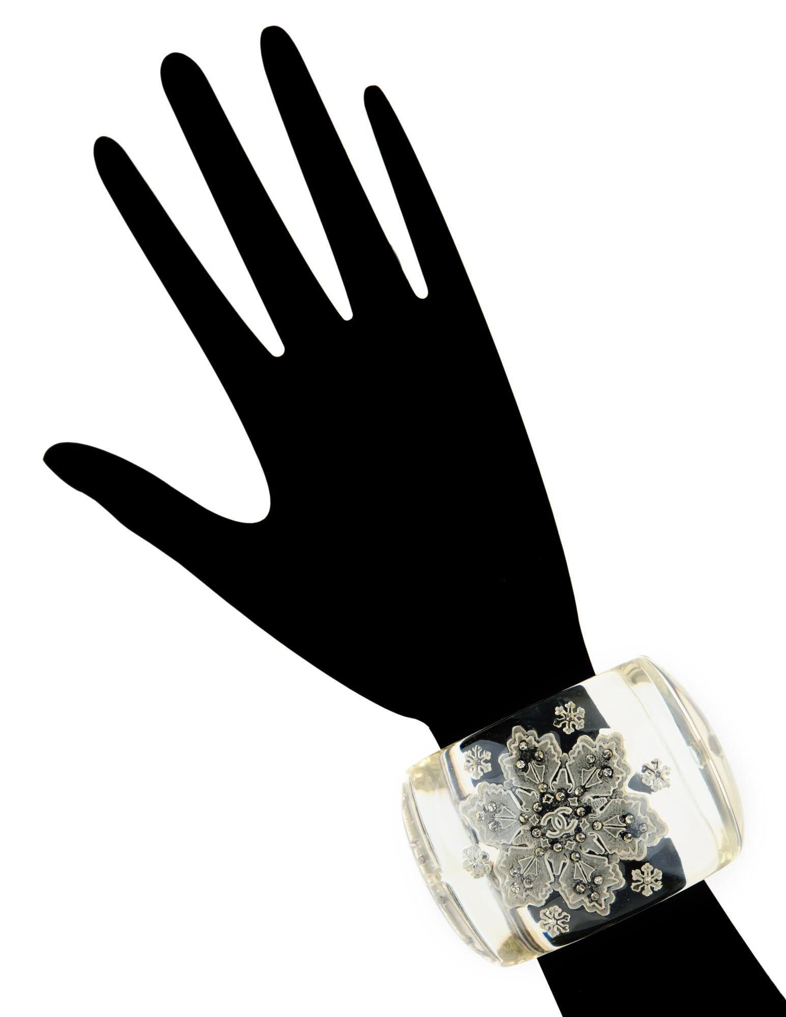 Modern Chanel Vintage Wide Cuff Bracelet 2005 Snowflake Lucite Rhinestone Crystal 2