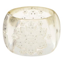 Chanel Vintage Wide Cuff Bracelet 2005 Snowflake Lucite Rhinestone Crystal 2" (Bracelet de manchette)