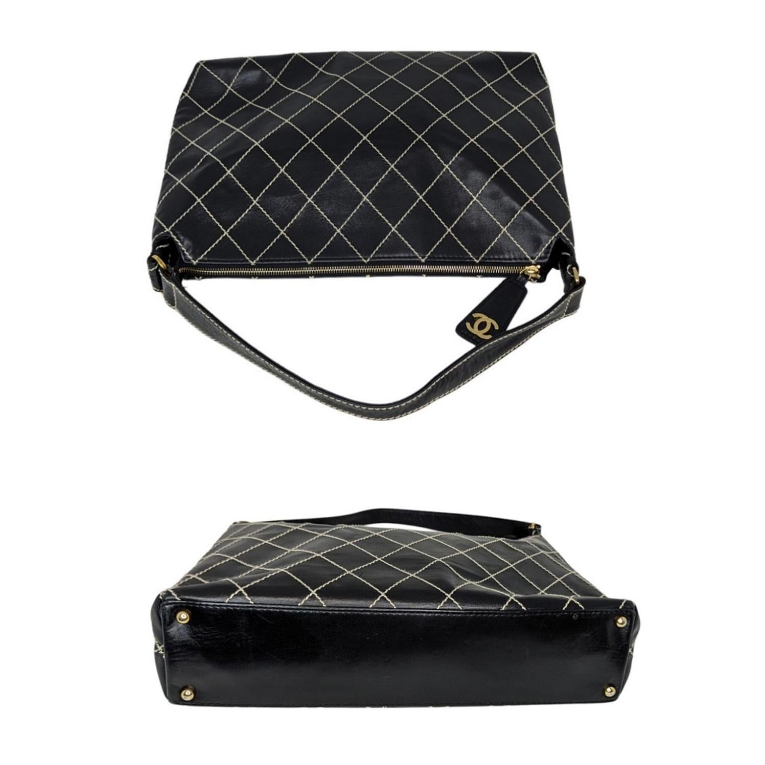 Chanel Vintage Wild Stitch Surpique Hobo Shoulder Bag 1