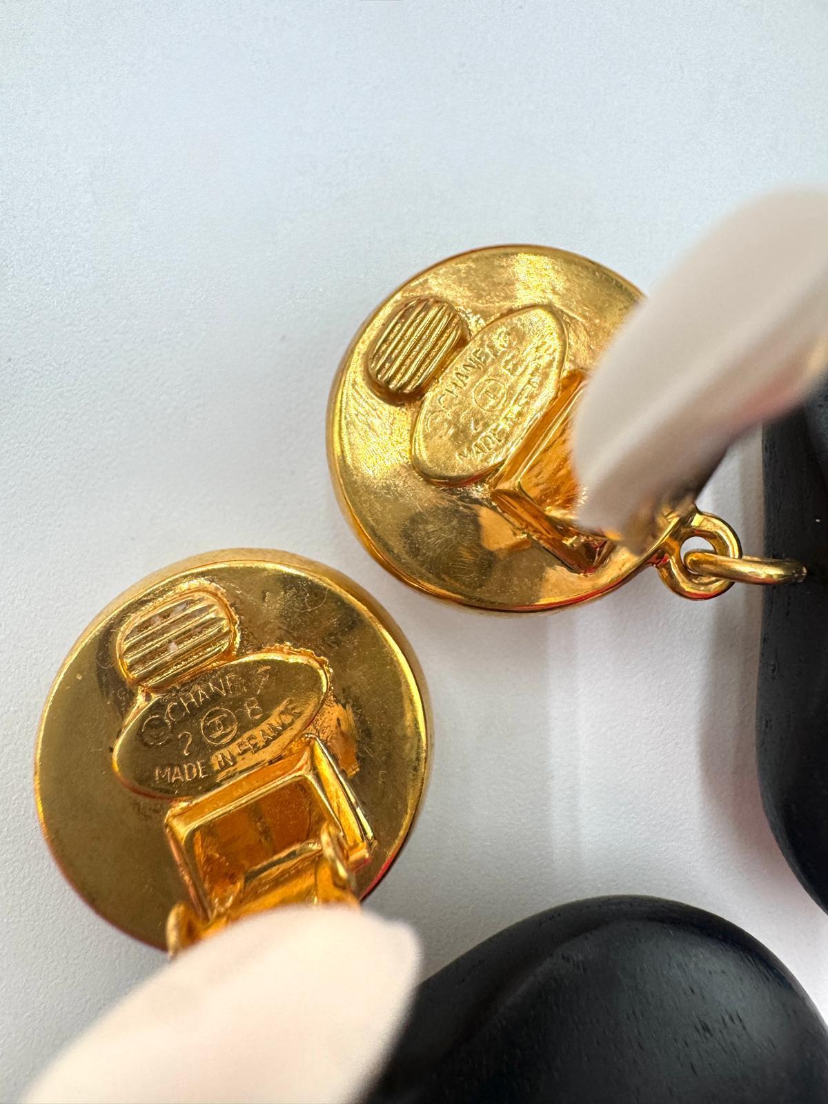 Chanel Vintage Wooden Heart Earrings For Sale 7