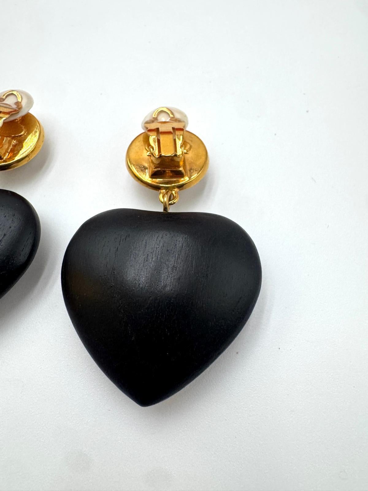 Chanel Vintage Wooden Heart Earrings For Sale 5