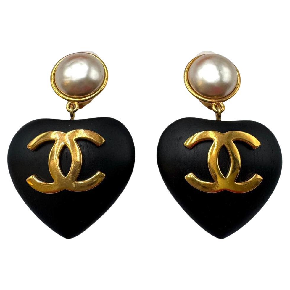 Chanel Vintage Wooden Heart Earrings For Sale