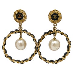 Chanel Vintage Woven Chain Collection 27 Pearl Drop Hoop Earrings 65268