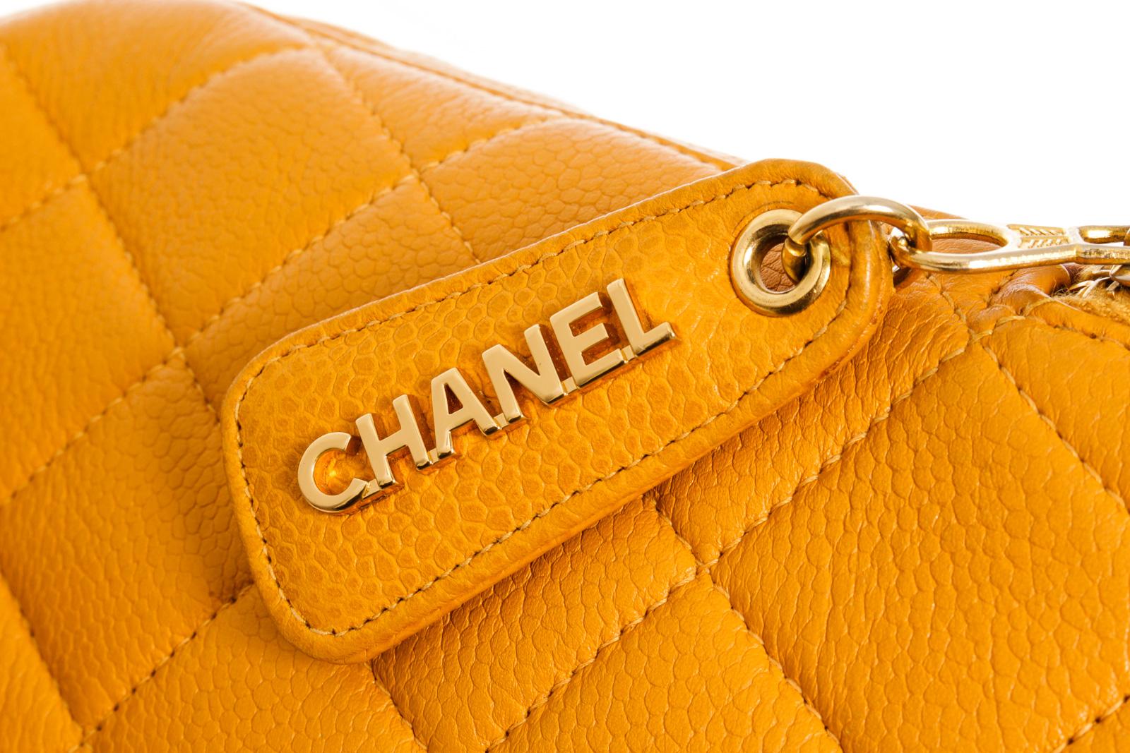 Chanel Vintage Gelb Caviarskin Leder Matelasse Umhängetasche mit Kette Damen