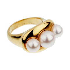 Chanel Vintage Yellow Gold Pearl Cocktail Ring
