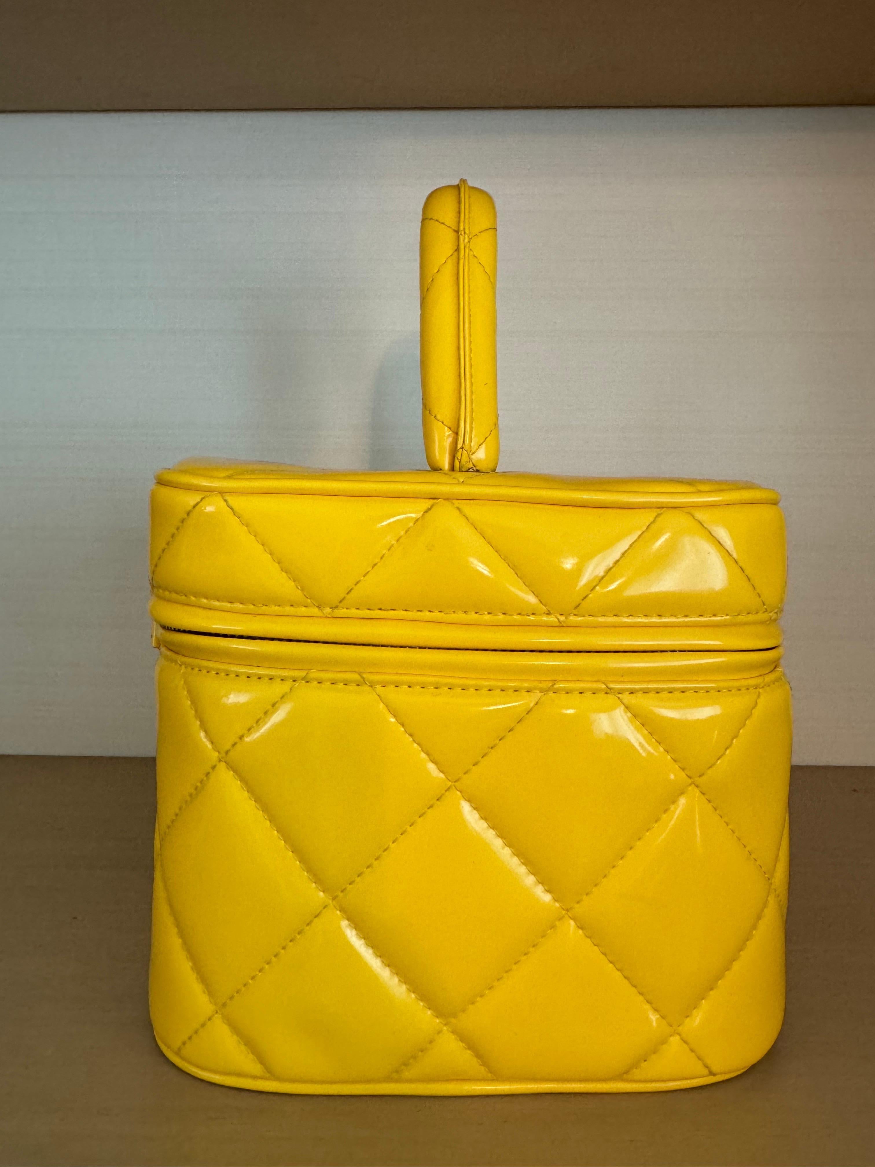 Women's or Men's Chanel Vintage Yellow Heart Mirror Vanity Bag