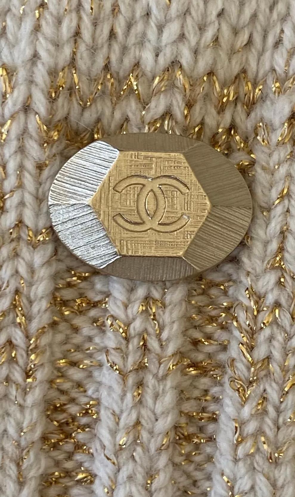 Chanel Vittoria Ceretti Style Logo Cashmere Jumper 34 FR For Sale 7