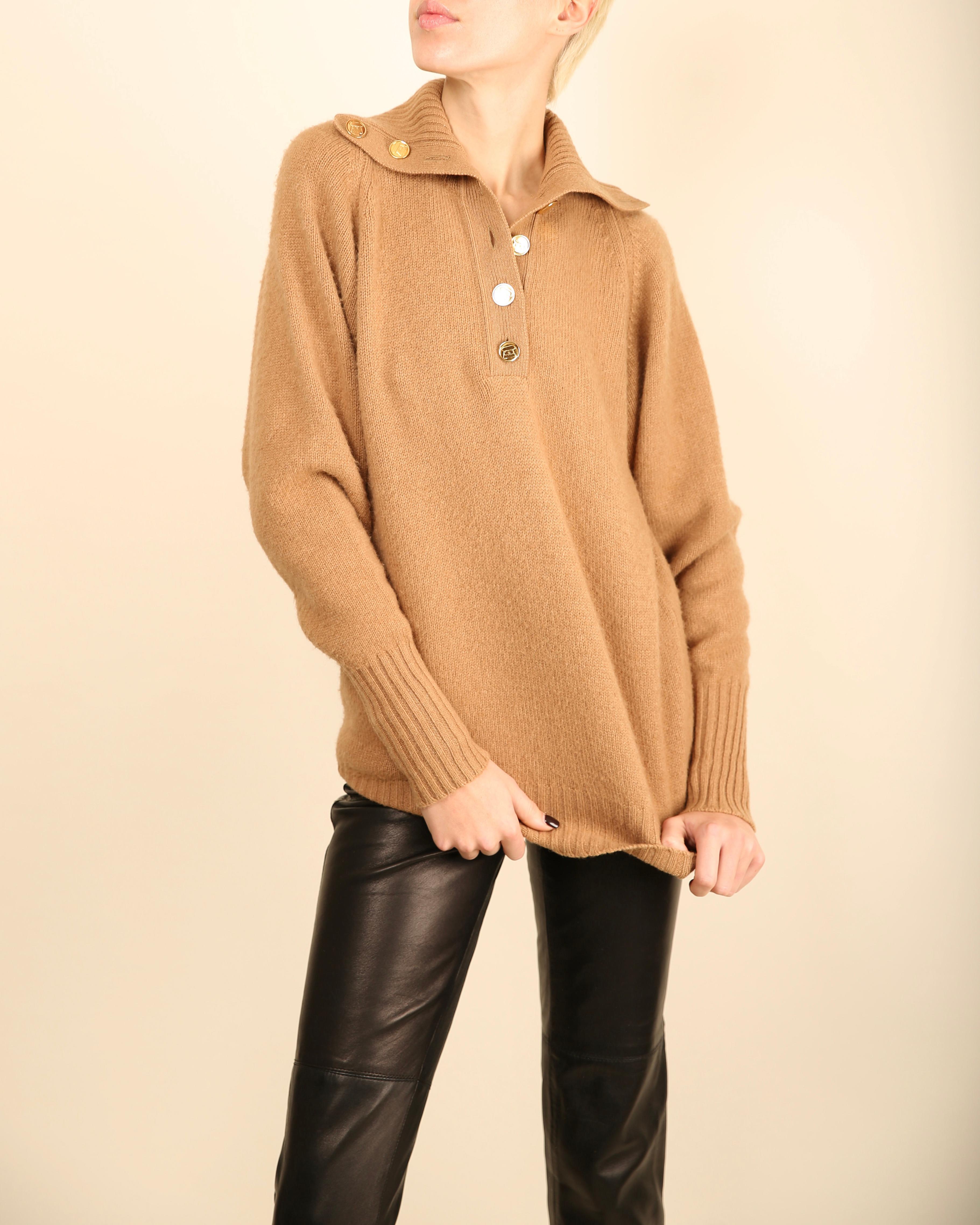 Chanel vtg tan camel beige turtleneck gold logo button cashmere dress sweater  For Sale 5