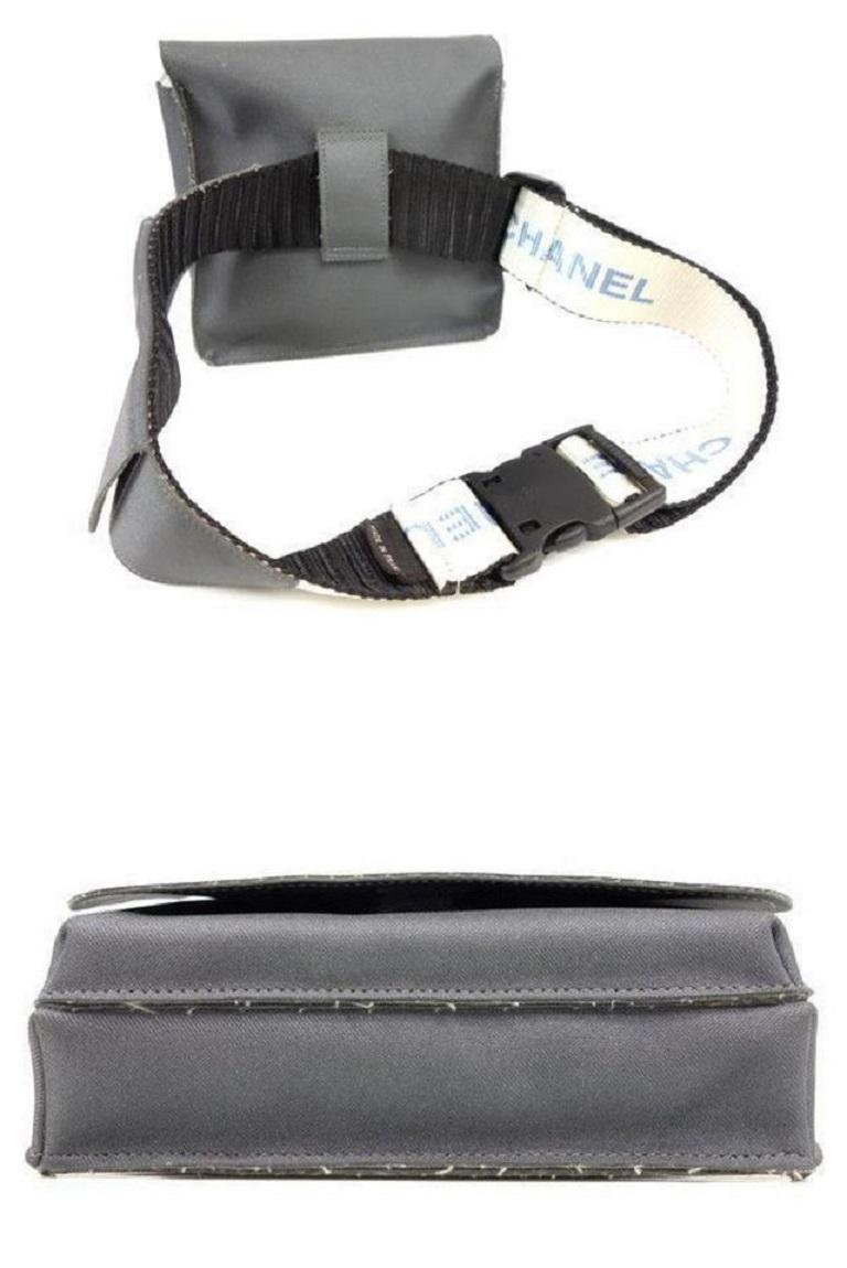 Chanel Waist Belt Sports Logo 233977 Grey Nylon Shoulder Bag In Good Condition For Sale In Dix hills, NY