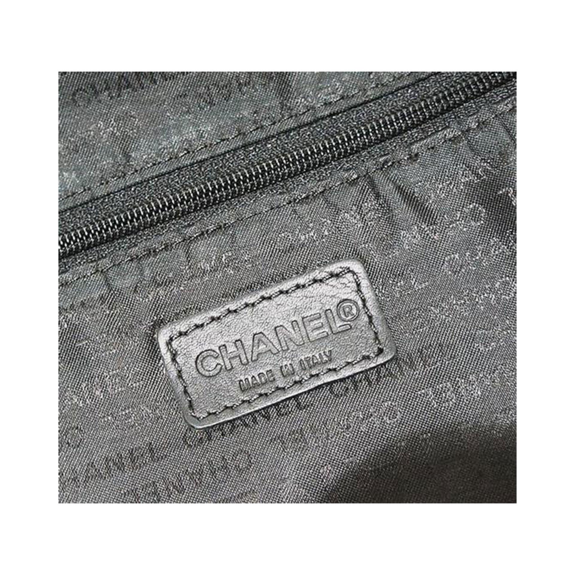Noir Chanel Waist XL Sport Fanny Pack Banana Beige Nylon Cross Body Bag en vente