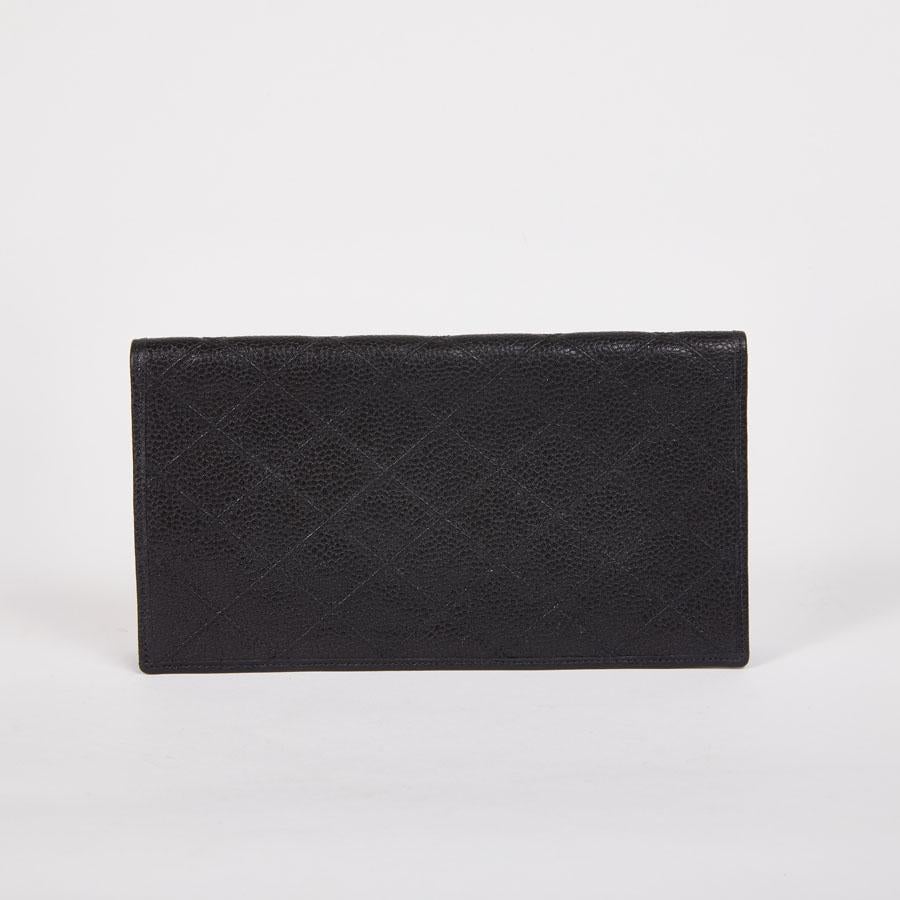 CHANEL Wallet in Black Quilted Caviar Leather In Excellent Condition In Paris, FR